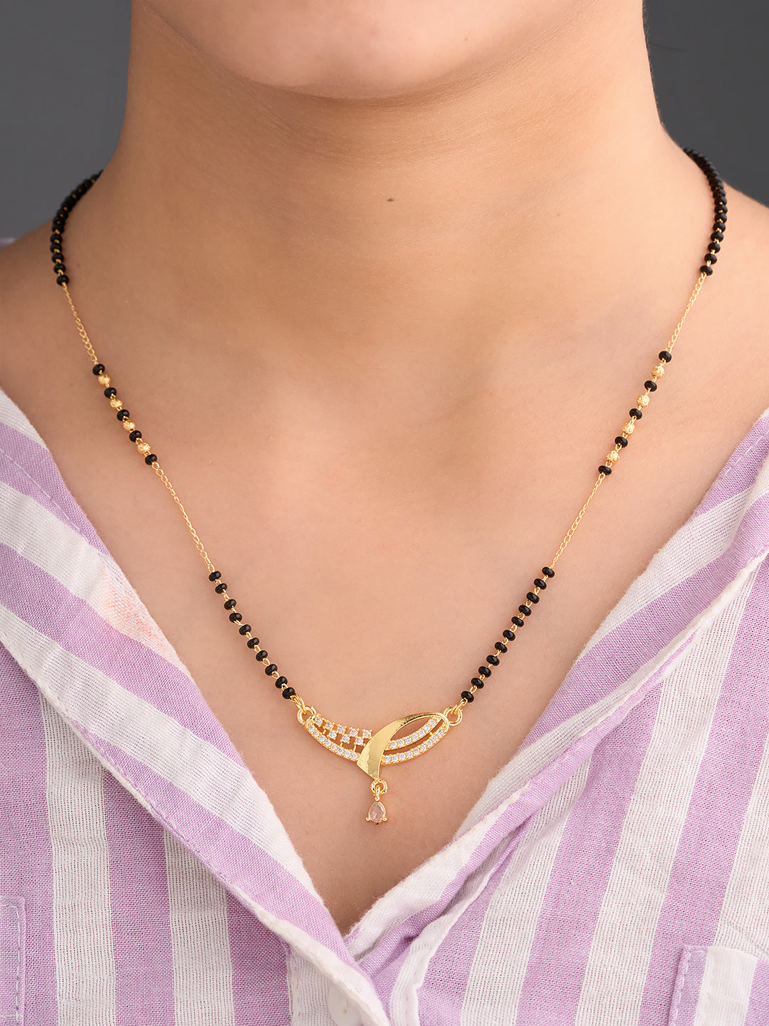 Crossover Pendant Mangalsutra