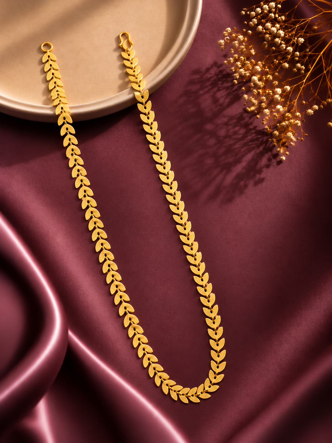 Textured Leaf Link Chain