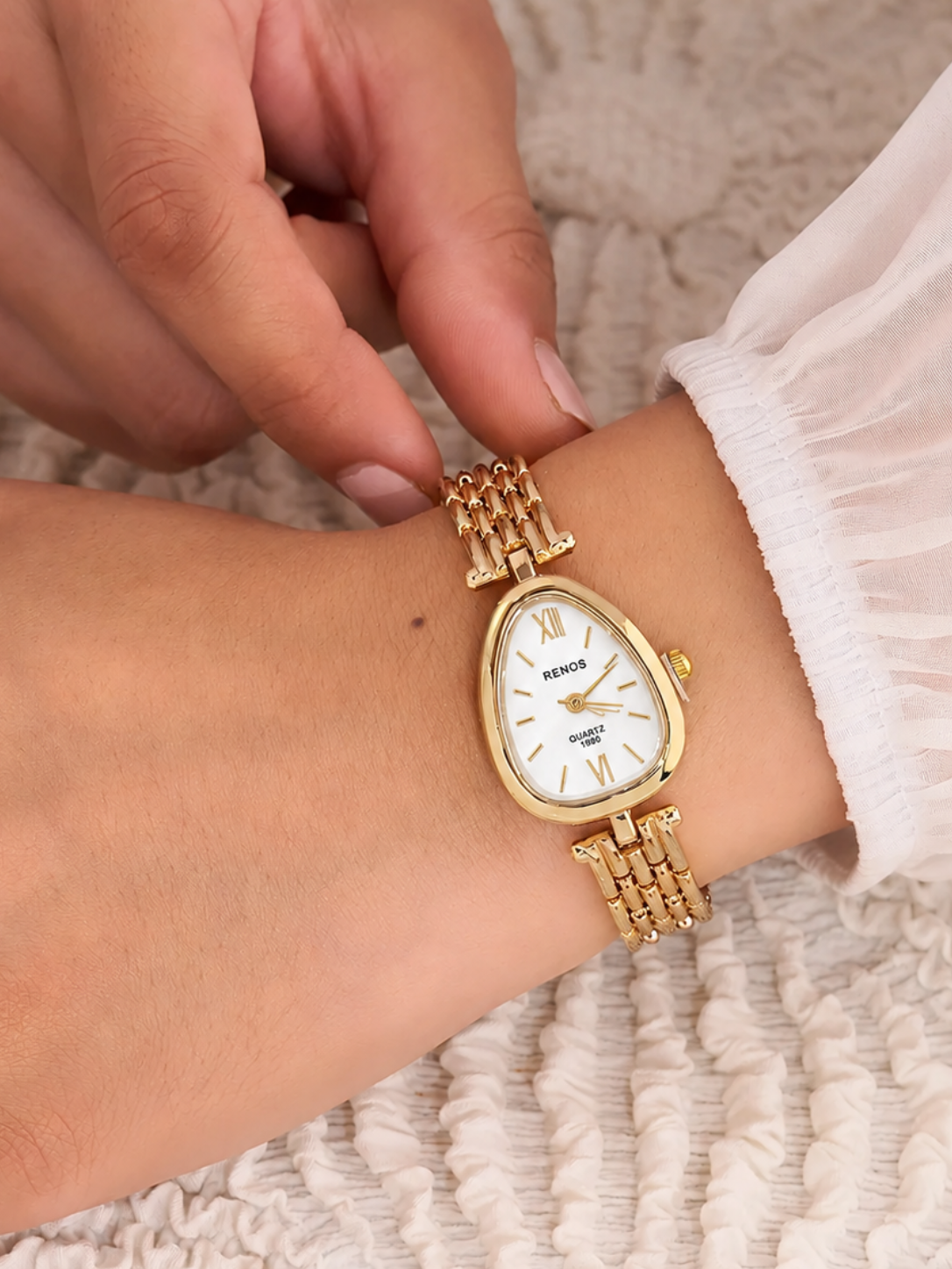 White Teardrop Women’s Watch