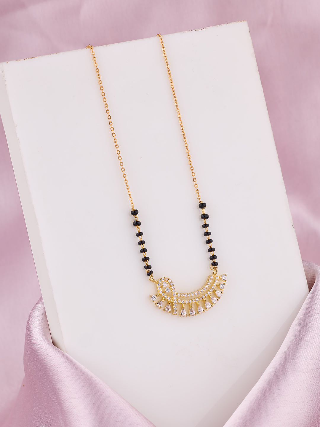 Saavira Mangalsutra