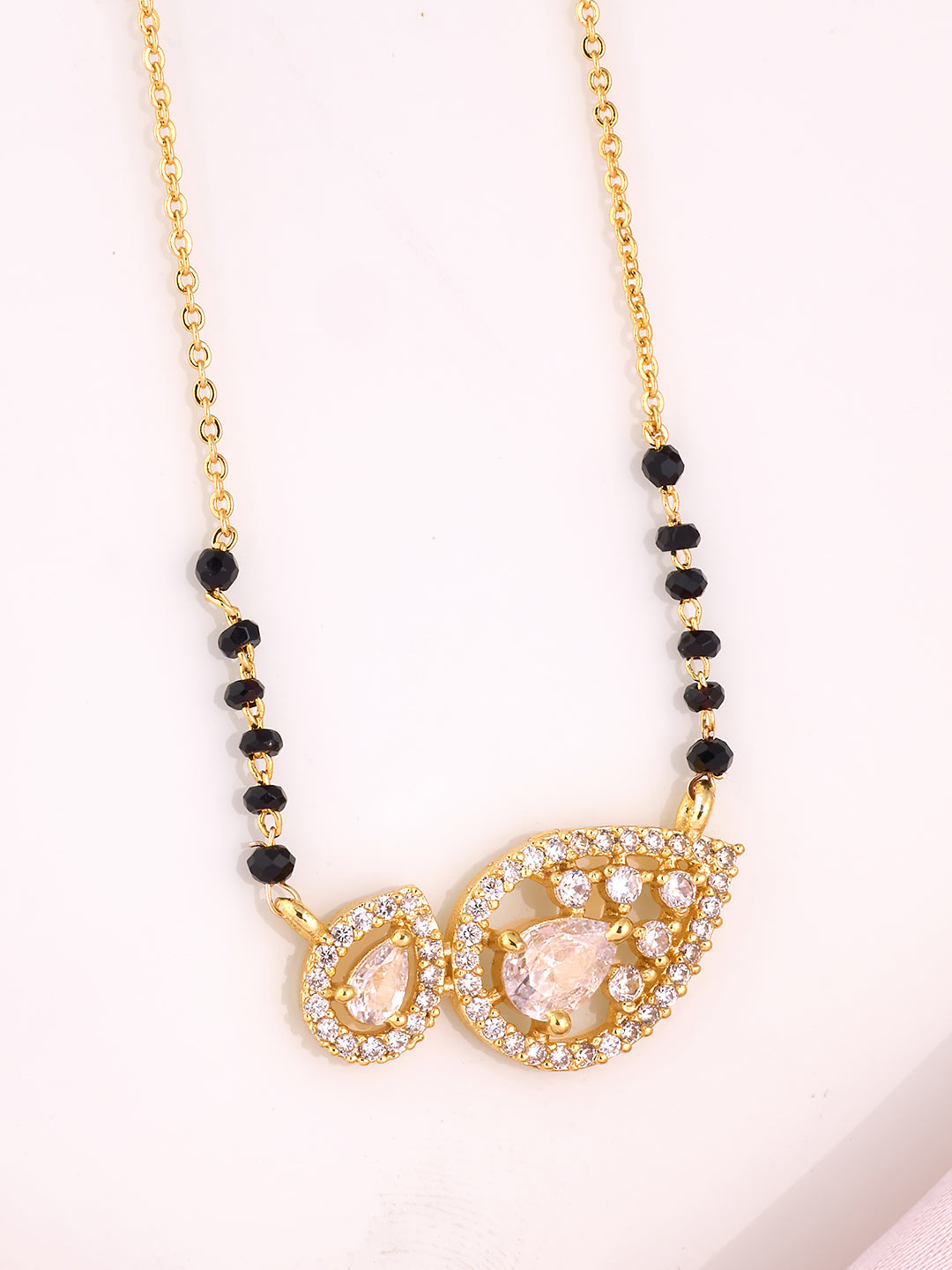 Anvika Leaf Mangalsutra