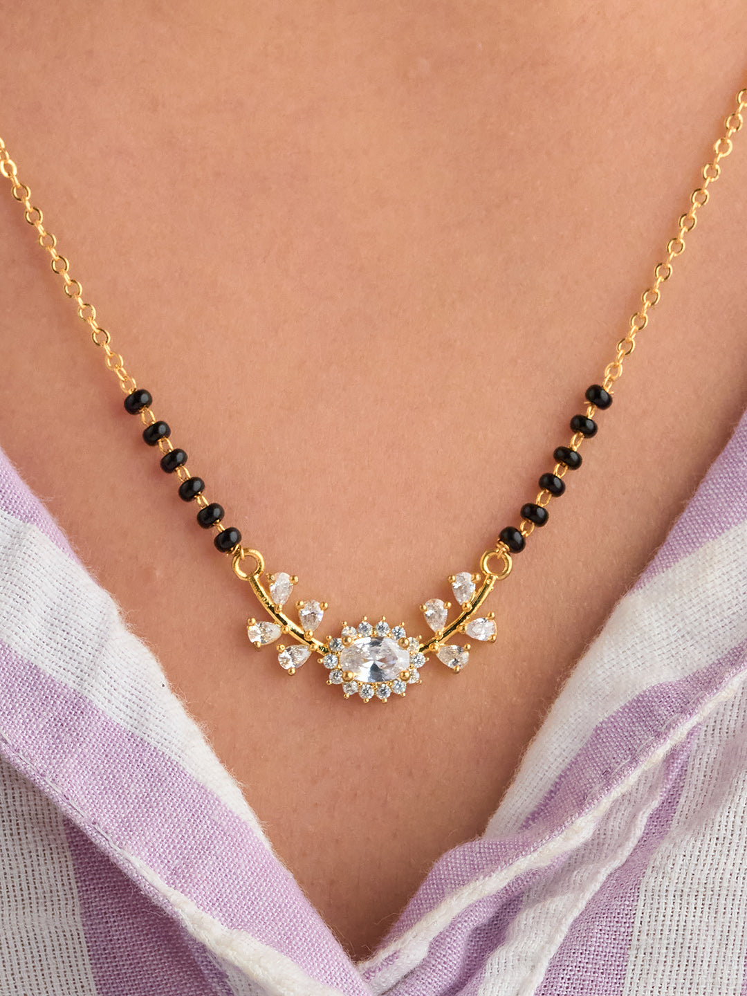 Vyomika Mangalsutra