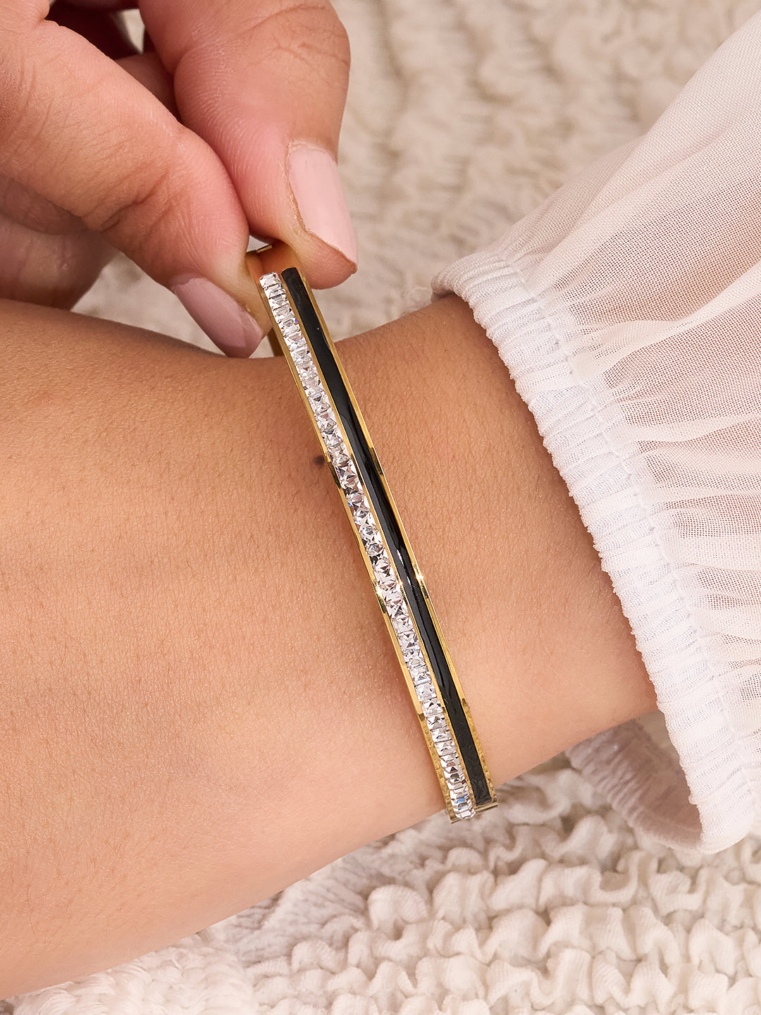 Zivara Black Enamel Crystal Bracelet