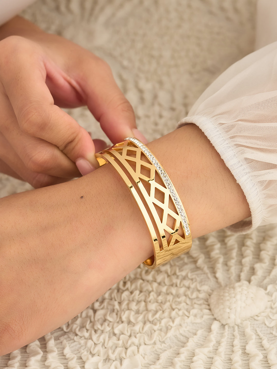 Aveline Lattice Women’s Bracelet