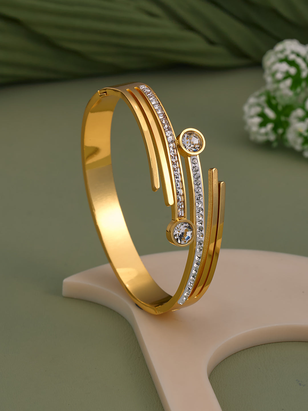 Aurelia Orbit Women’s Bracelet