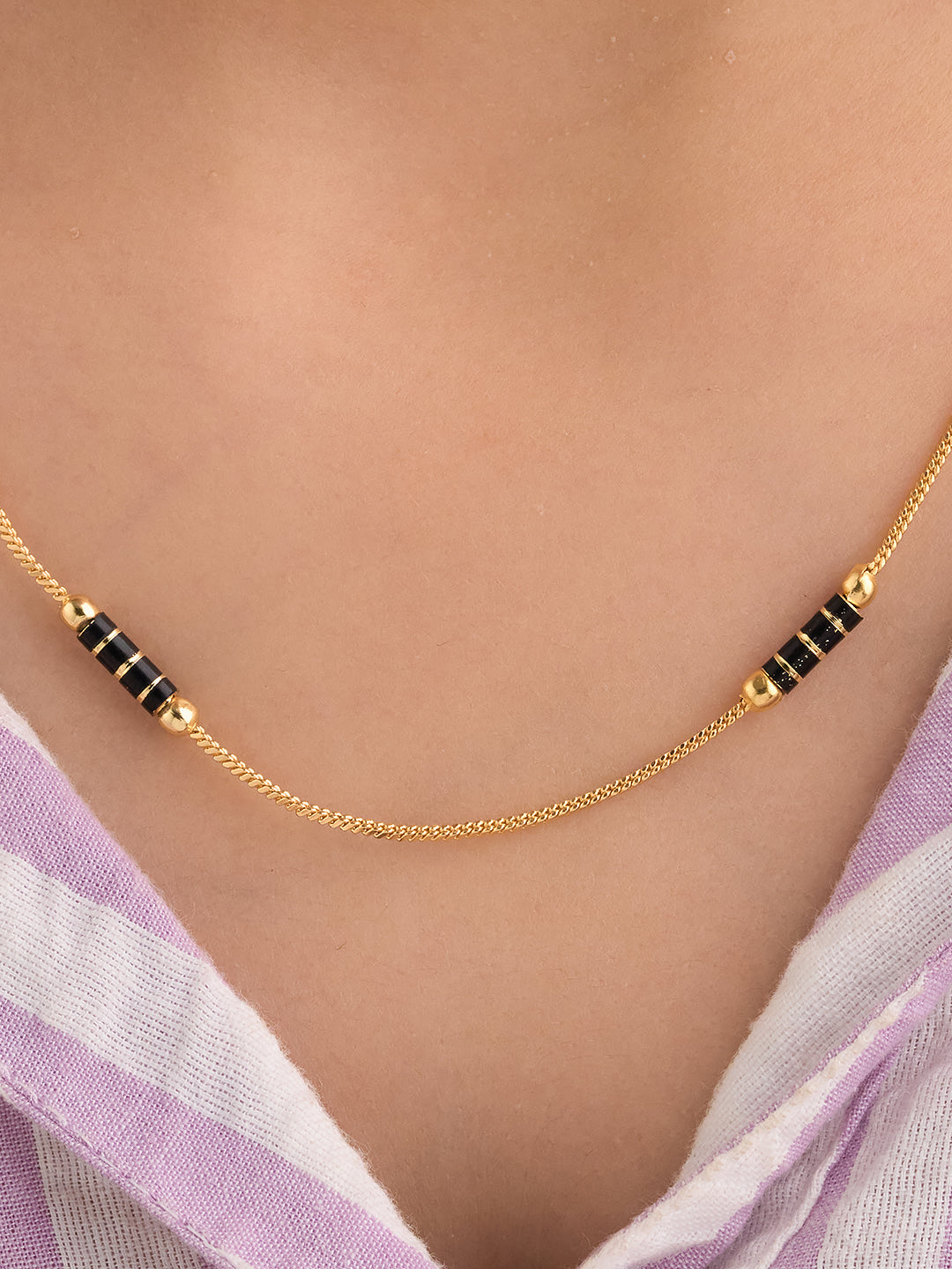 Elara Noir Bead Chain