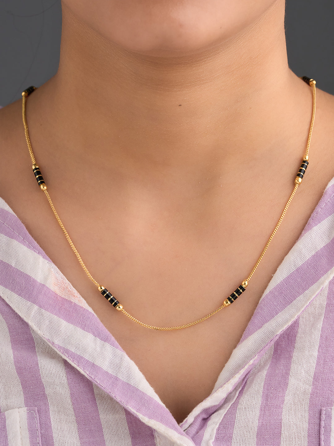 Elara Noir Bead Chain