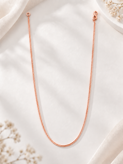 Elara Classic Chain Women’s Necklace