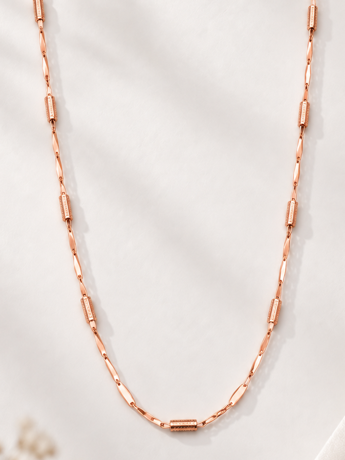 Elvienne Textured Link Necklace