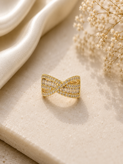 Elara Luxe Bow Ring