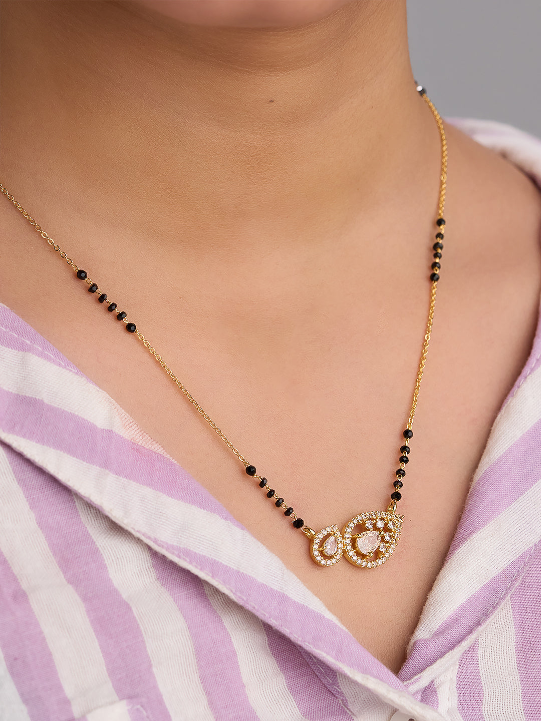 Anvika Leaf Mangalsutra