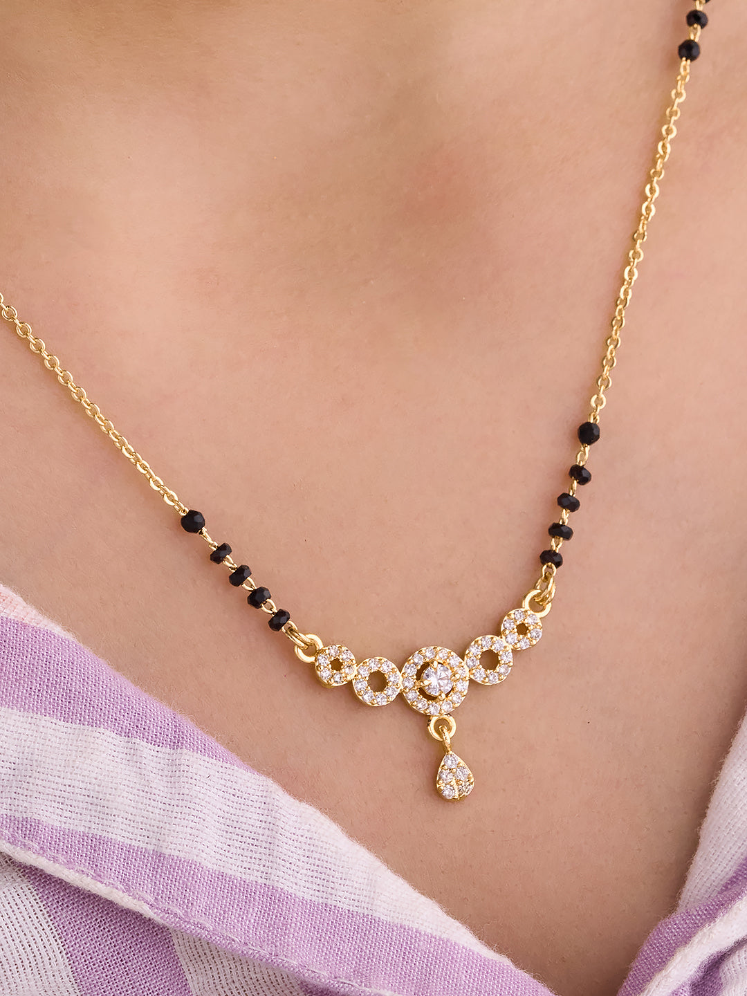 Aarinya Halo Mangalsutra