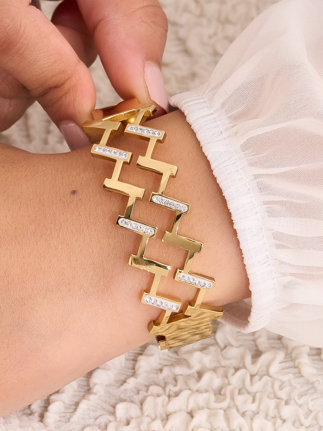 Arlina Geometric Crystal Link Bracelet