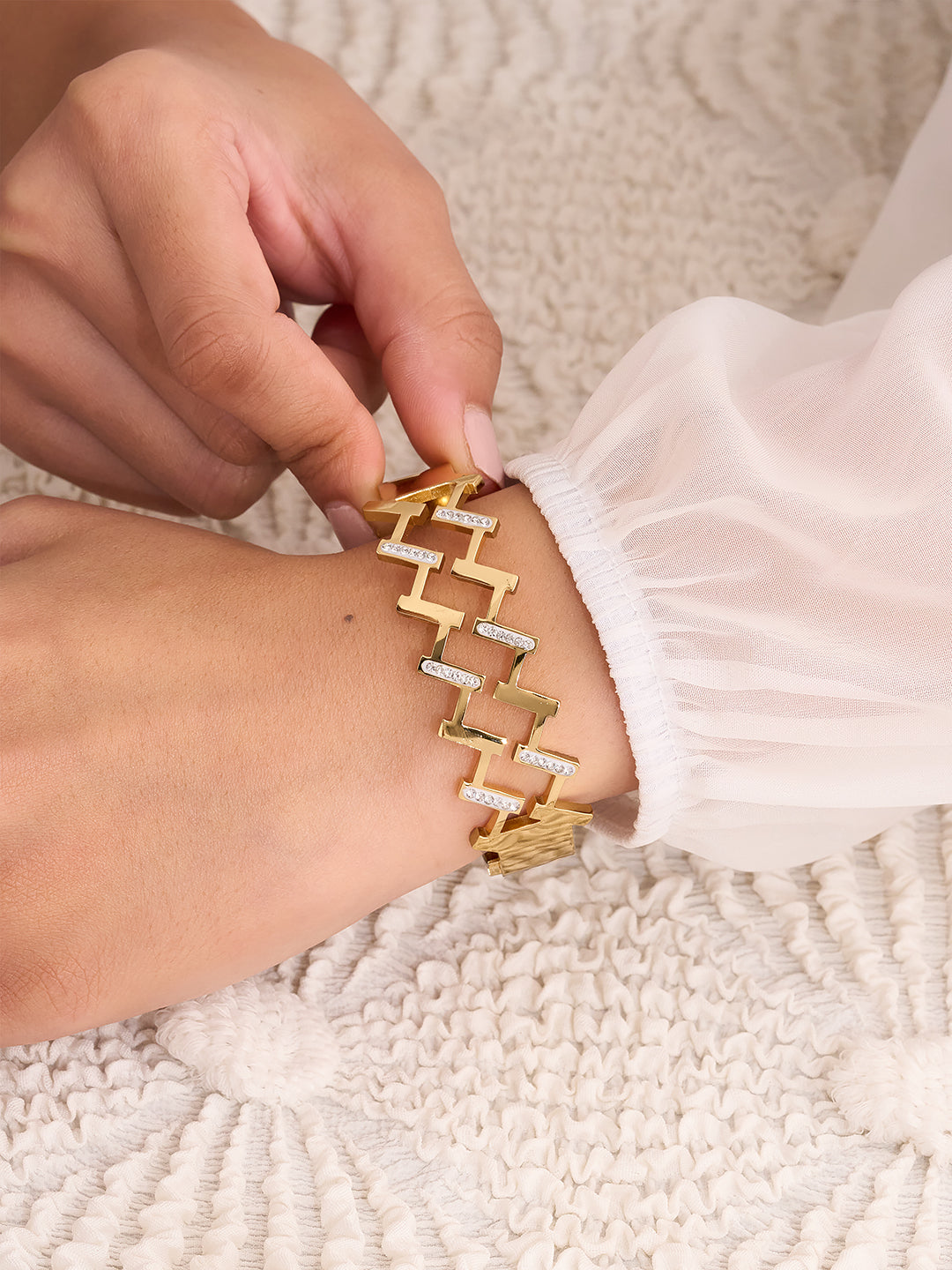 Arlina Geometric Crystal Link Bracelet
