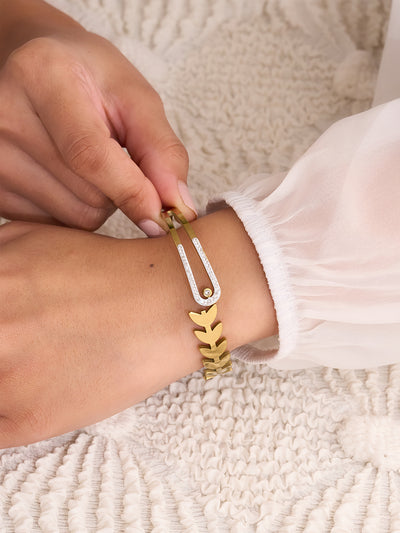 Aveline Leaf Drop Bracelet