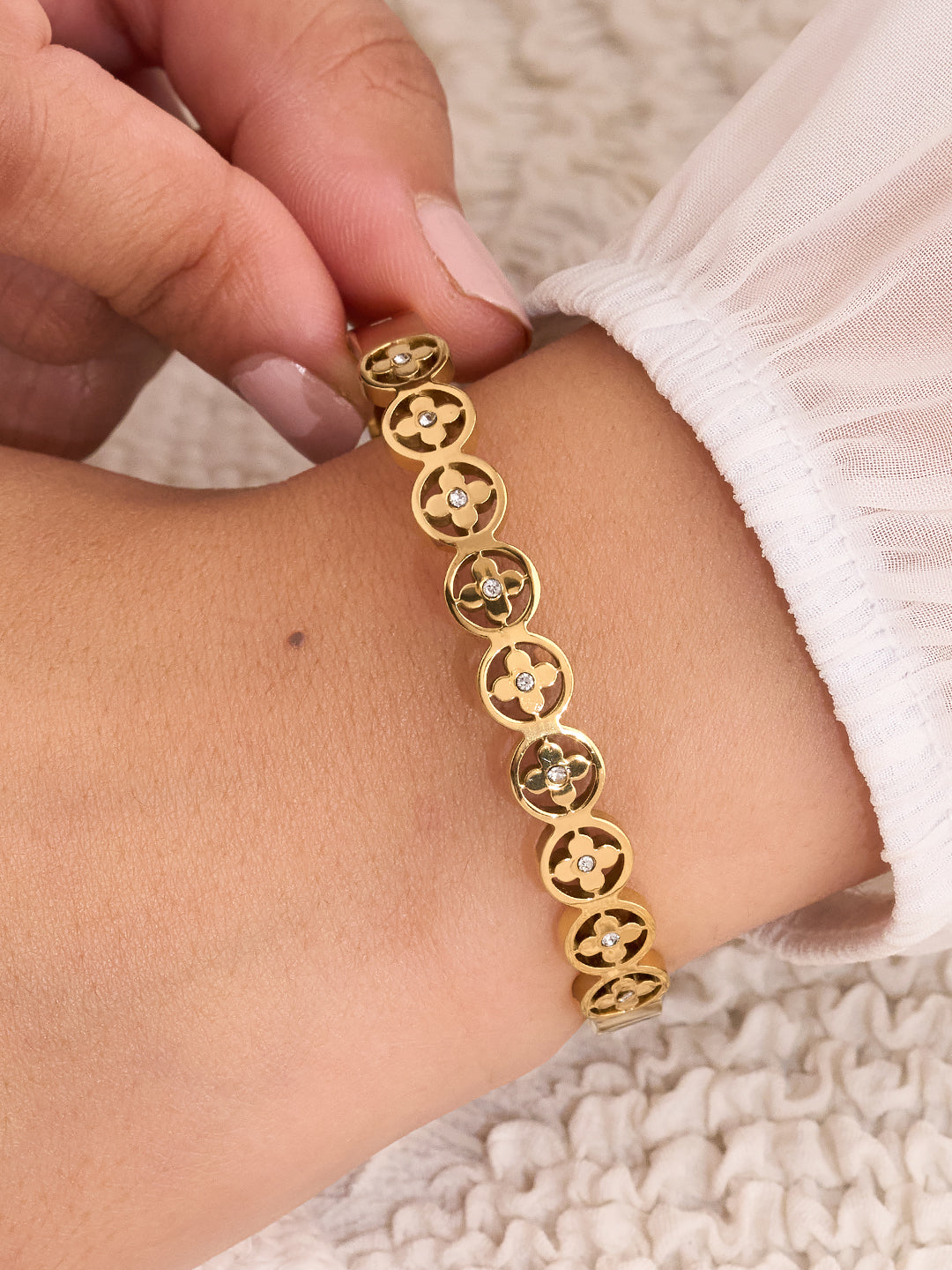 Aveline Floral Charm Bracelet