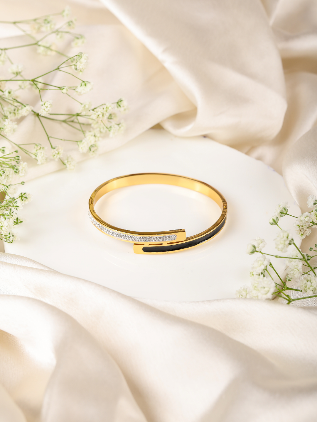 Dual Tone Nail Bracelet