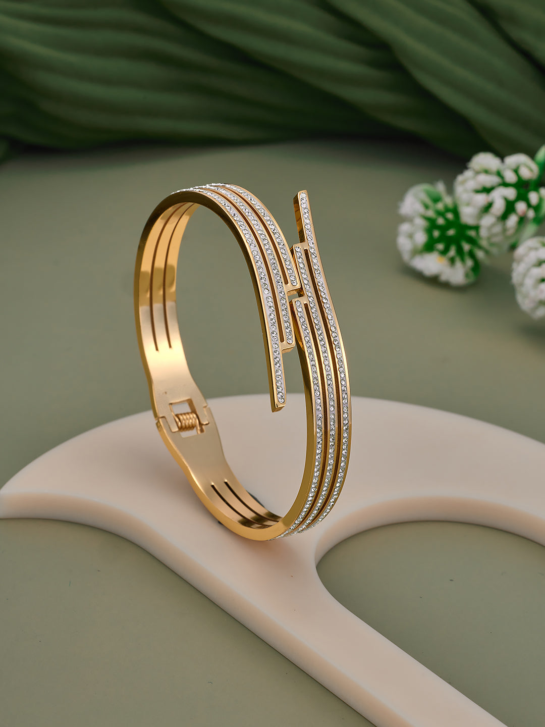 Aurelia Bar Women’s Bracelet