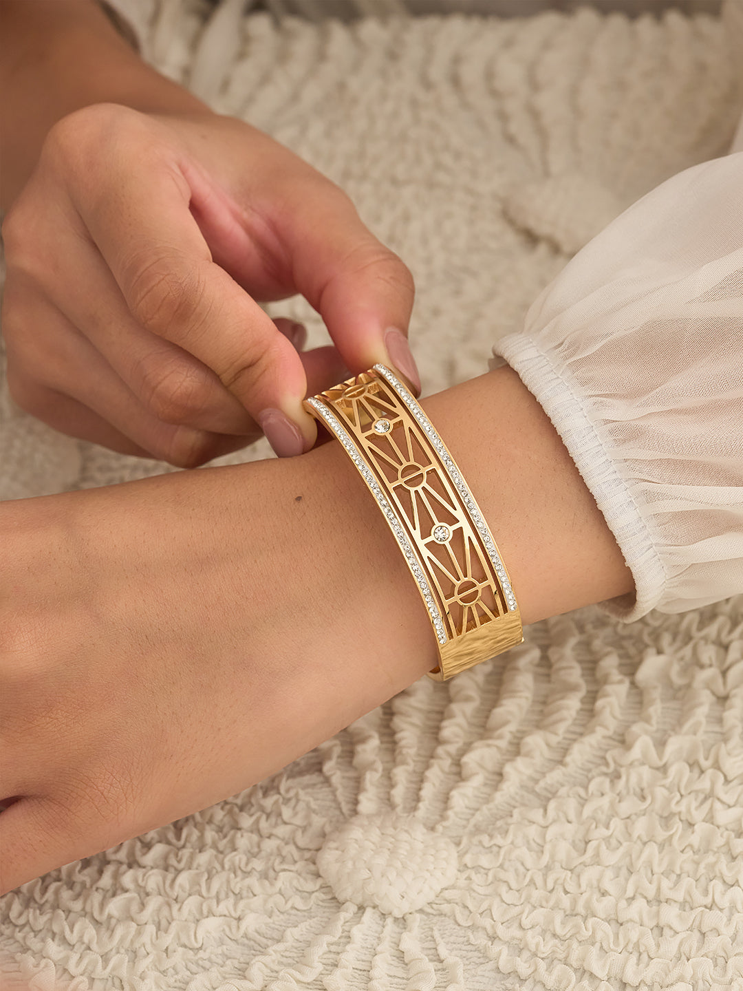 Regal Geometric Glow Bracelet