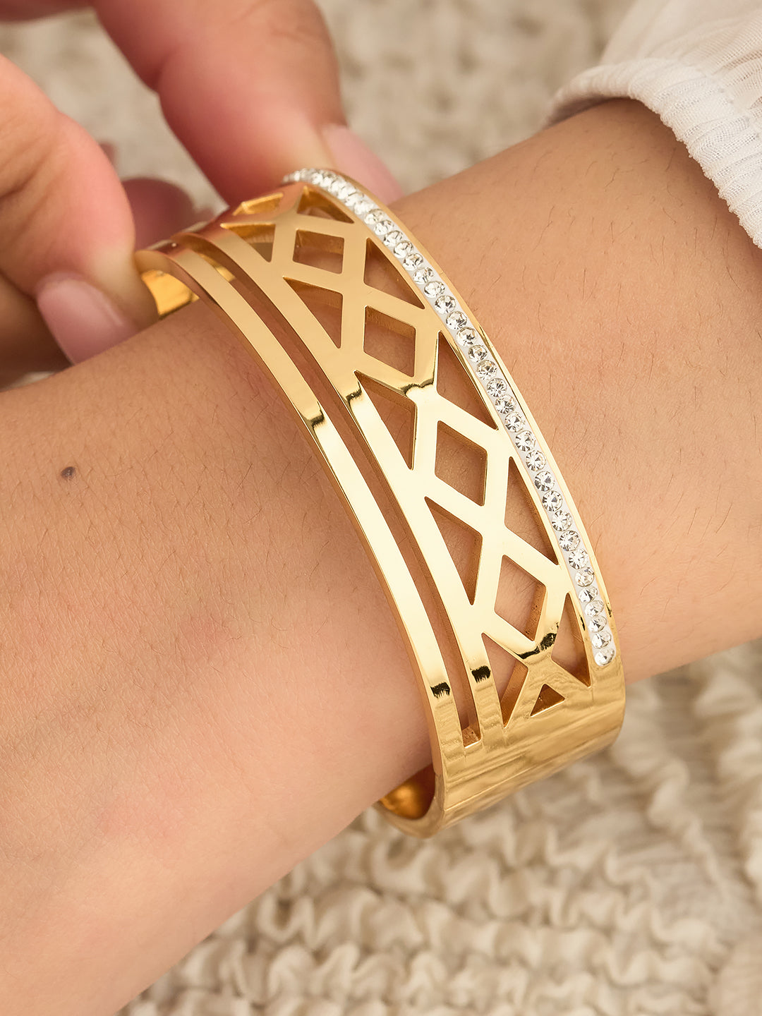 Aveline Lattice Women’s Bracelet
