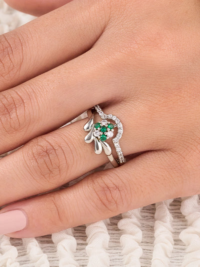 Zivara Emerald Petal Ring