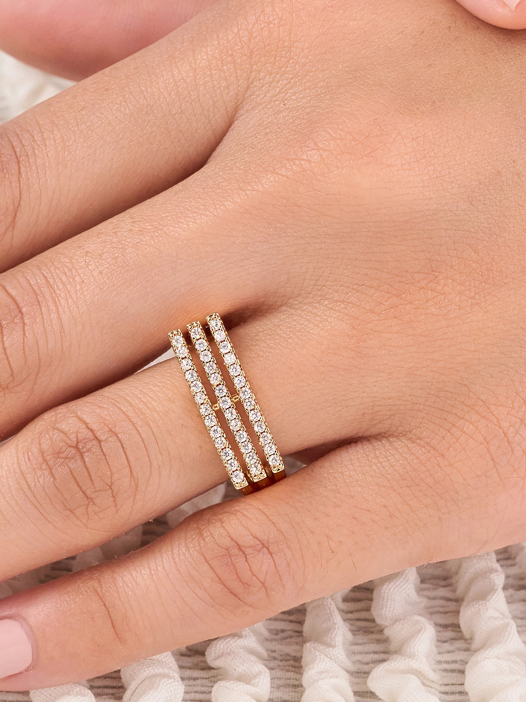 Elvara Triple Line Ring