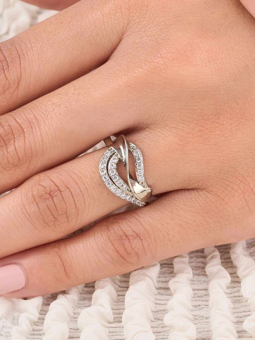 Elvienne Intertwined Elegance Ring