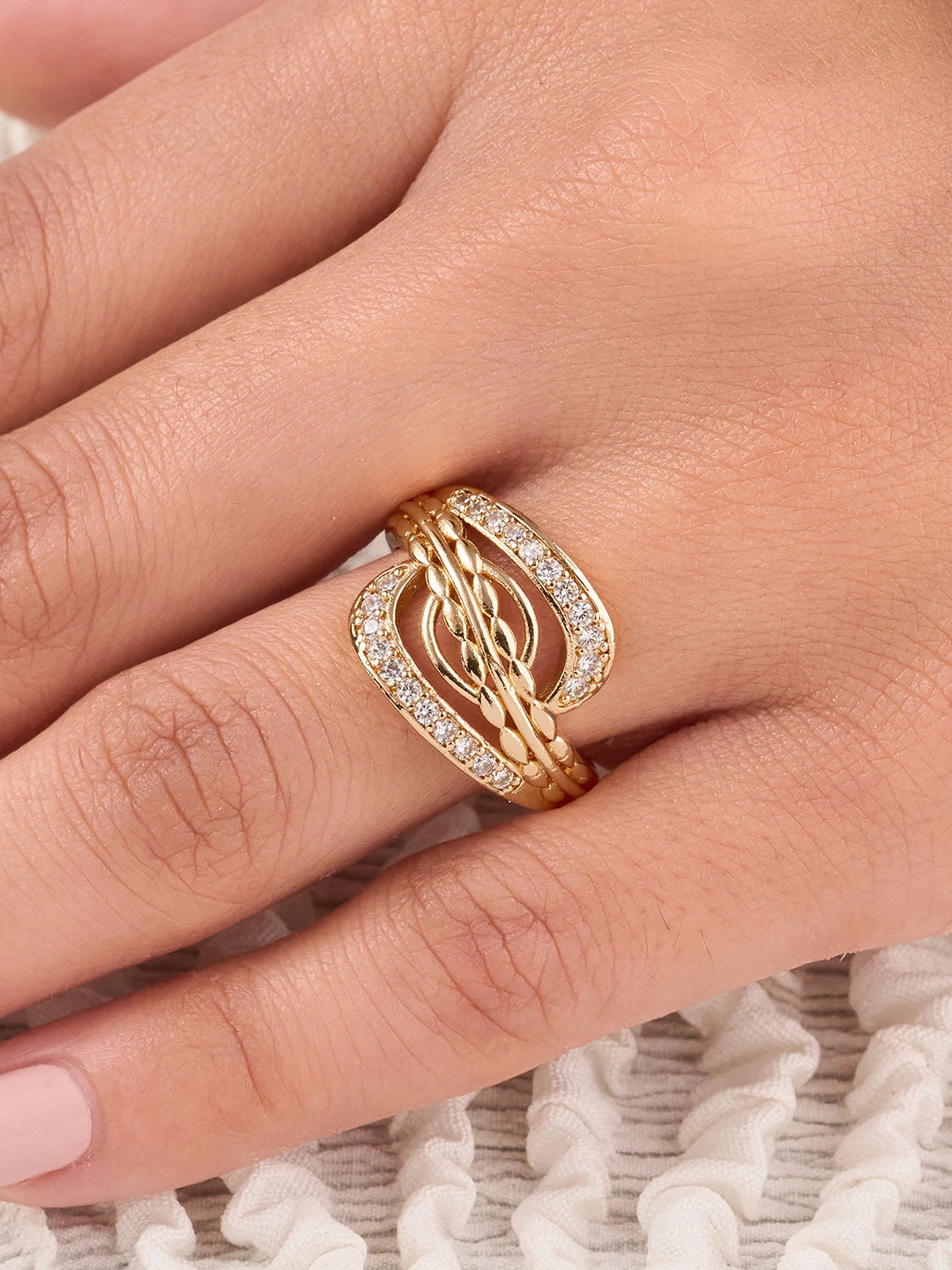 Elviera Chain Twist Ring
