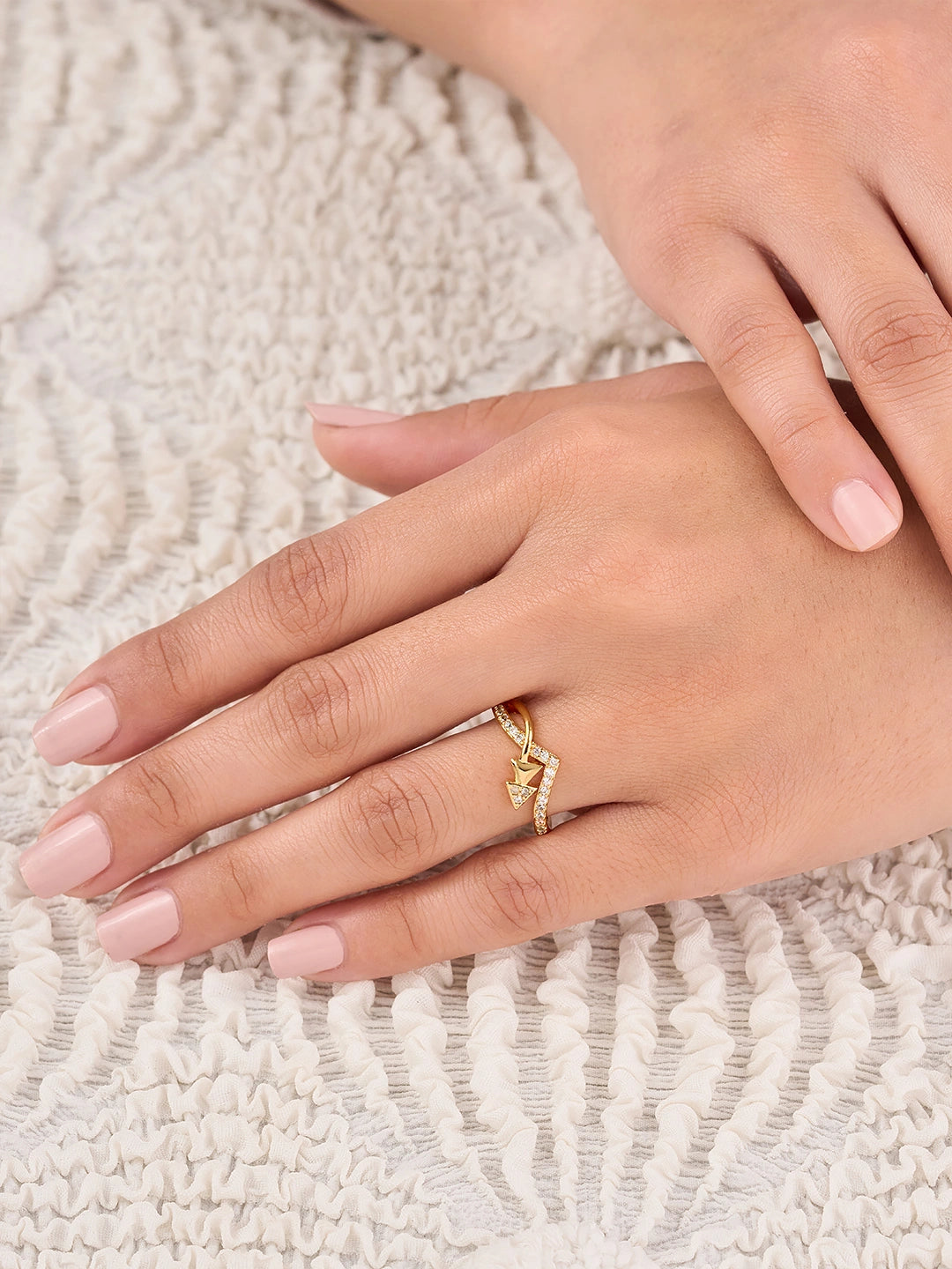 Aurelia Arrow Twist Ring