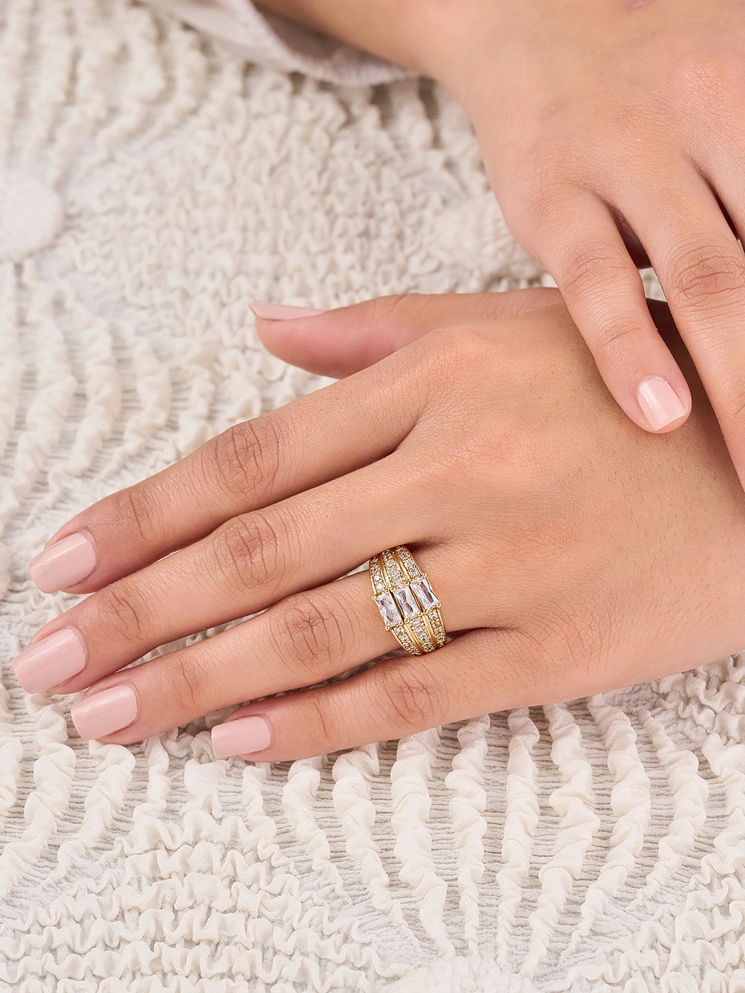 Elara Luxe Baguette Pave Ring