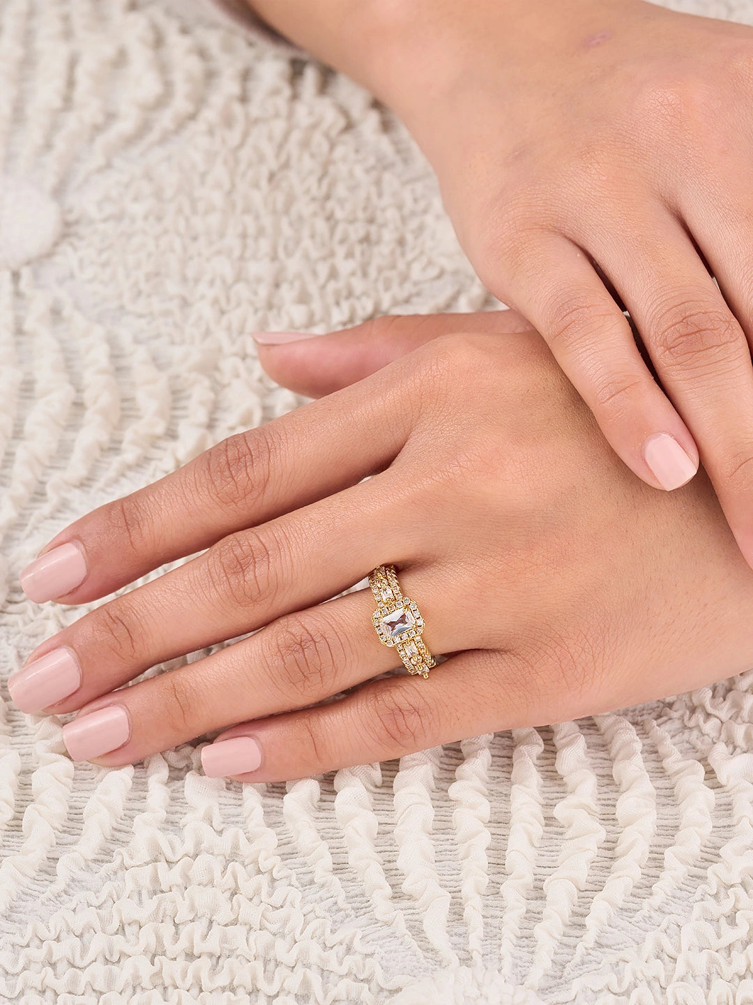 Elara Baguette Halo Women’s Ring