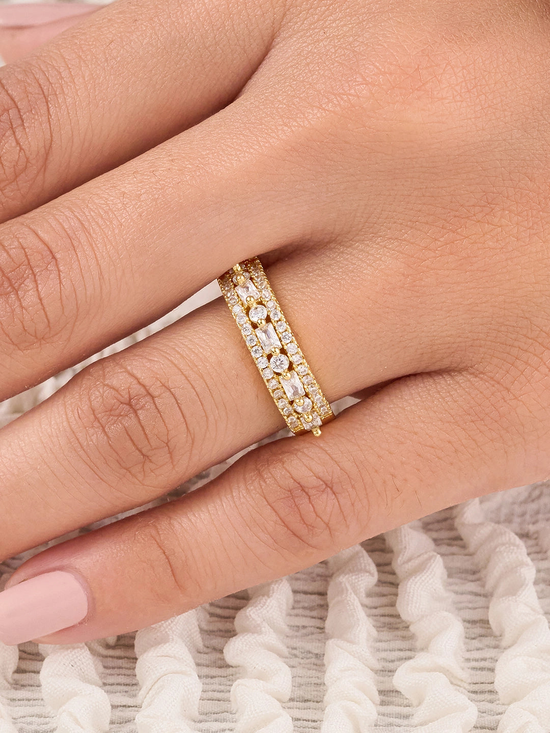 Elara Pave Band Women’s Ring