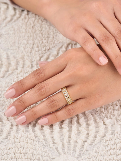 Elara Pave Band Women’s Ring