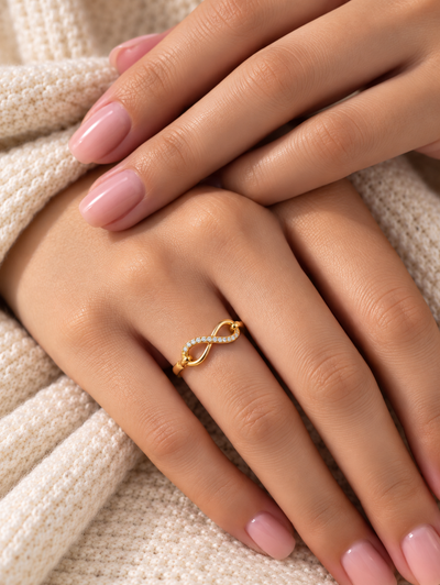 Lyra Infinity Ring