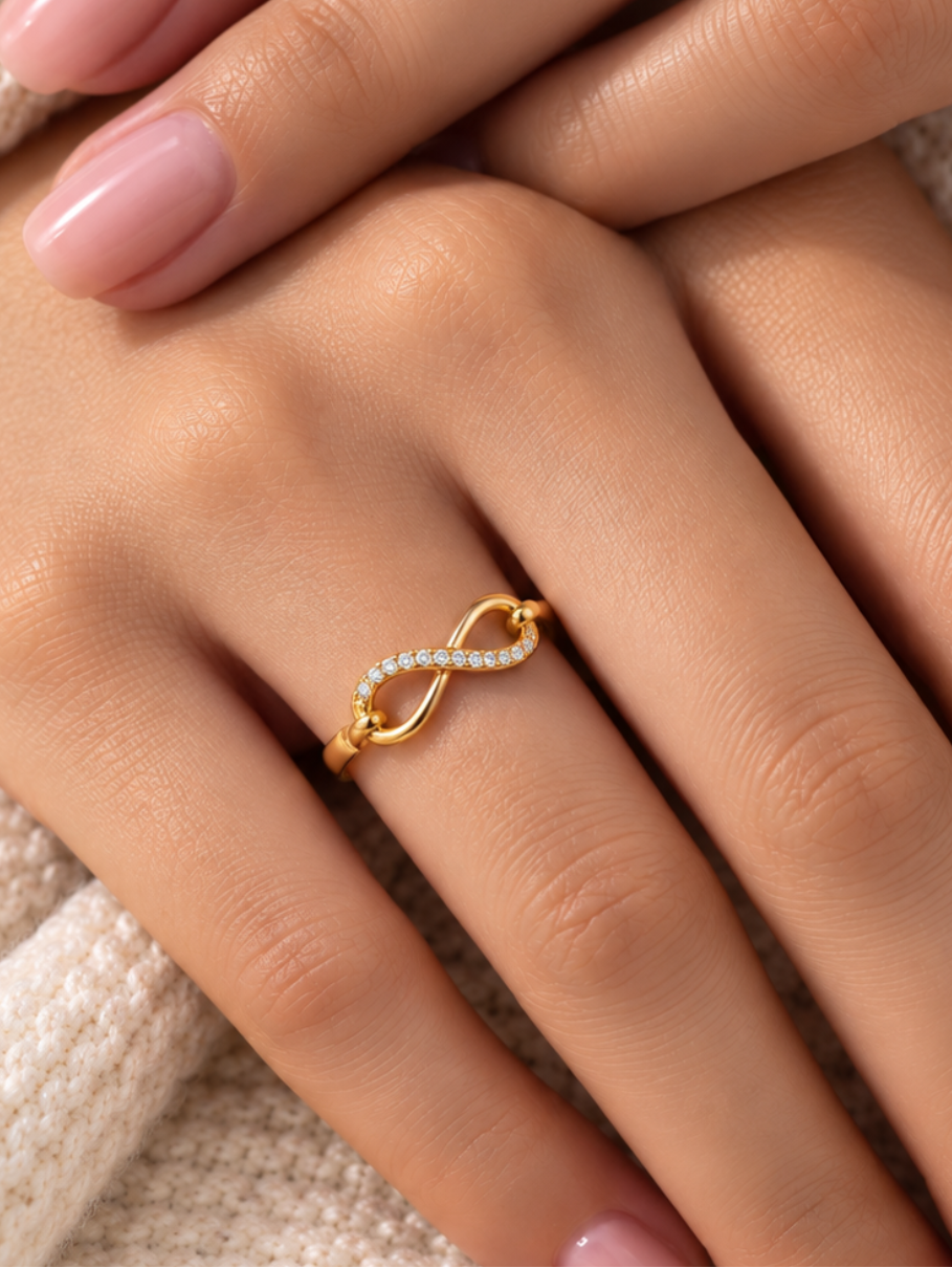 Lyra Infinity Ring