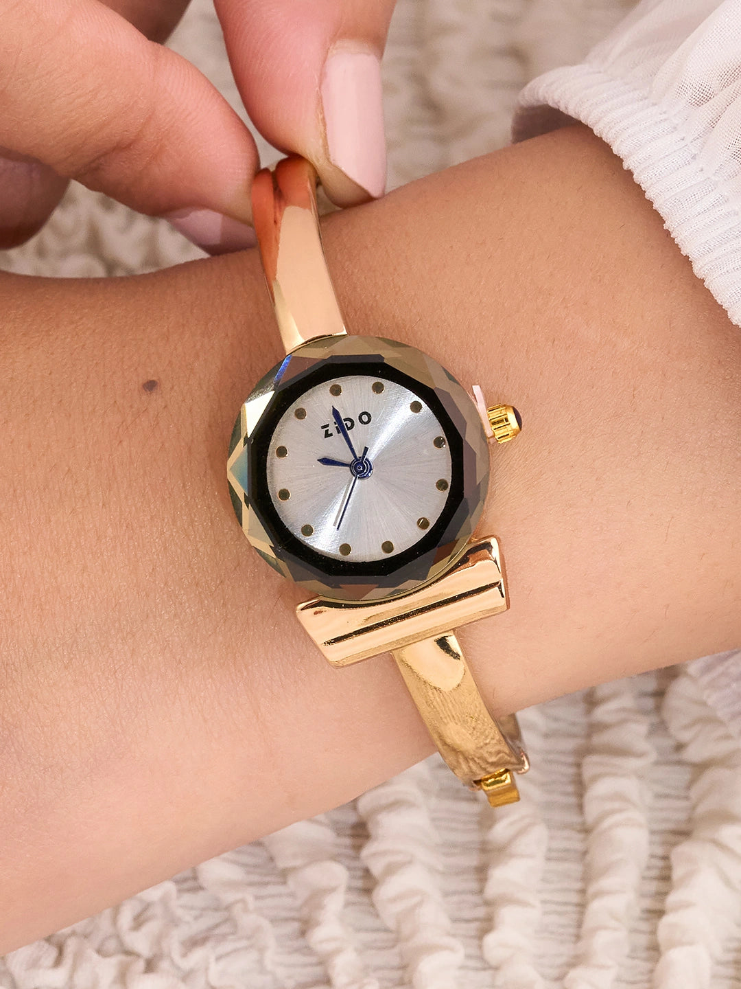 Onyx Halo Cuff Women’s Watch