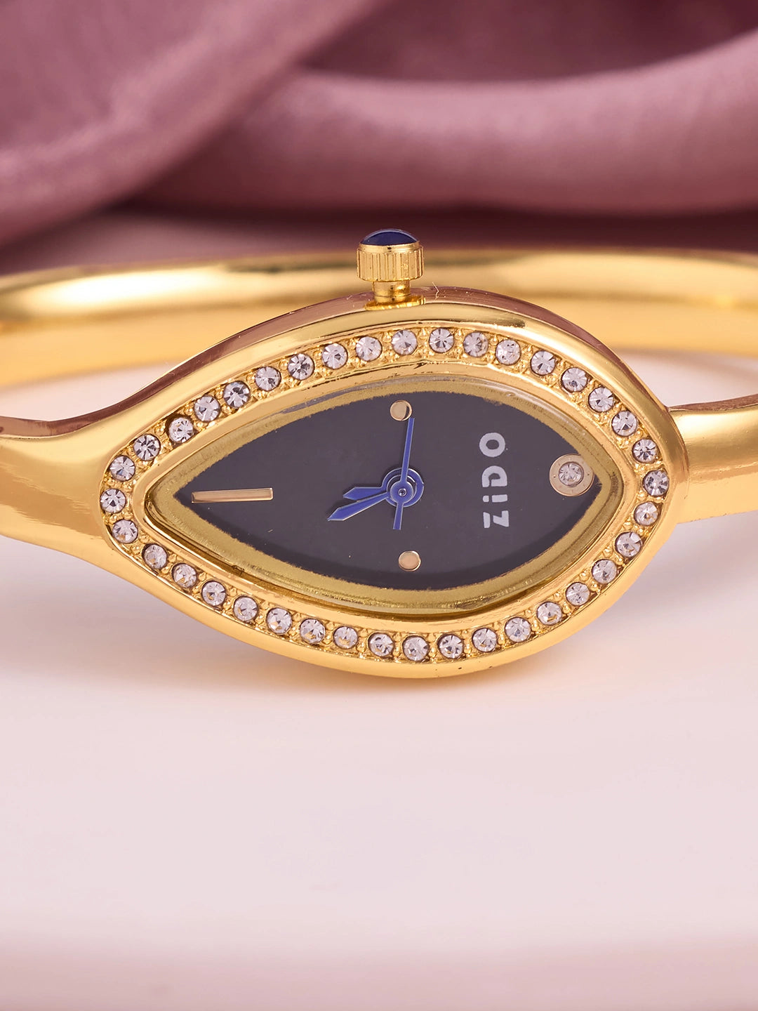 Noir Teardrop Halo Women’s Watch