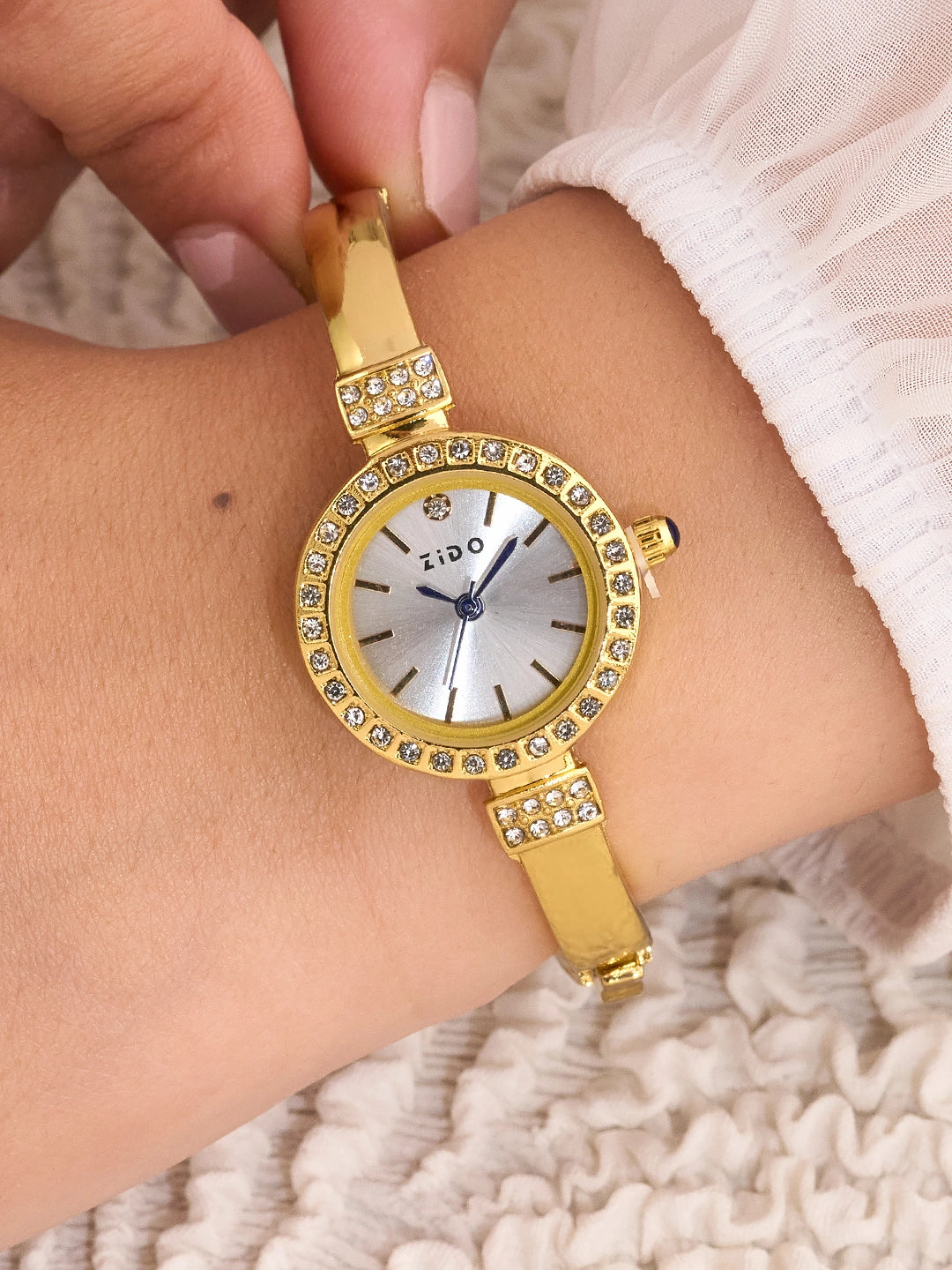 Celestia Halo Round Women’s Watch