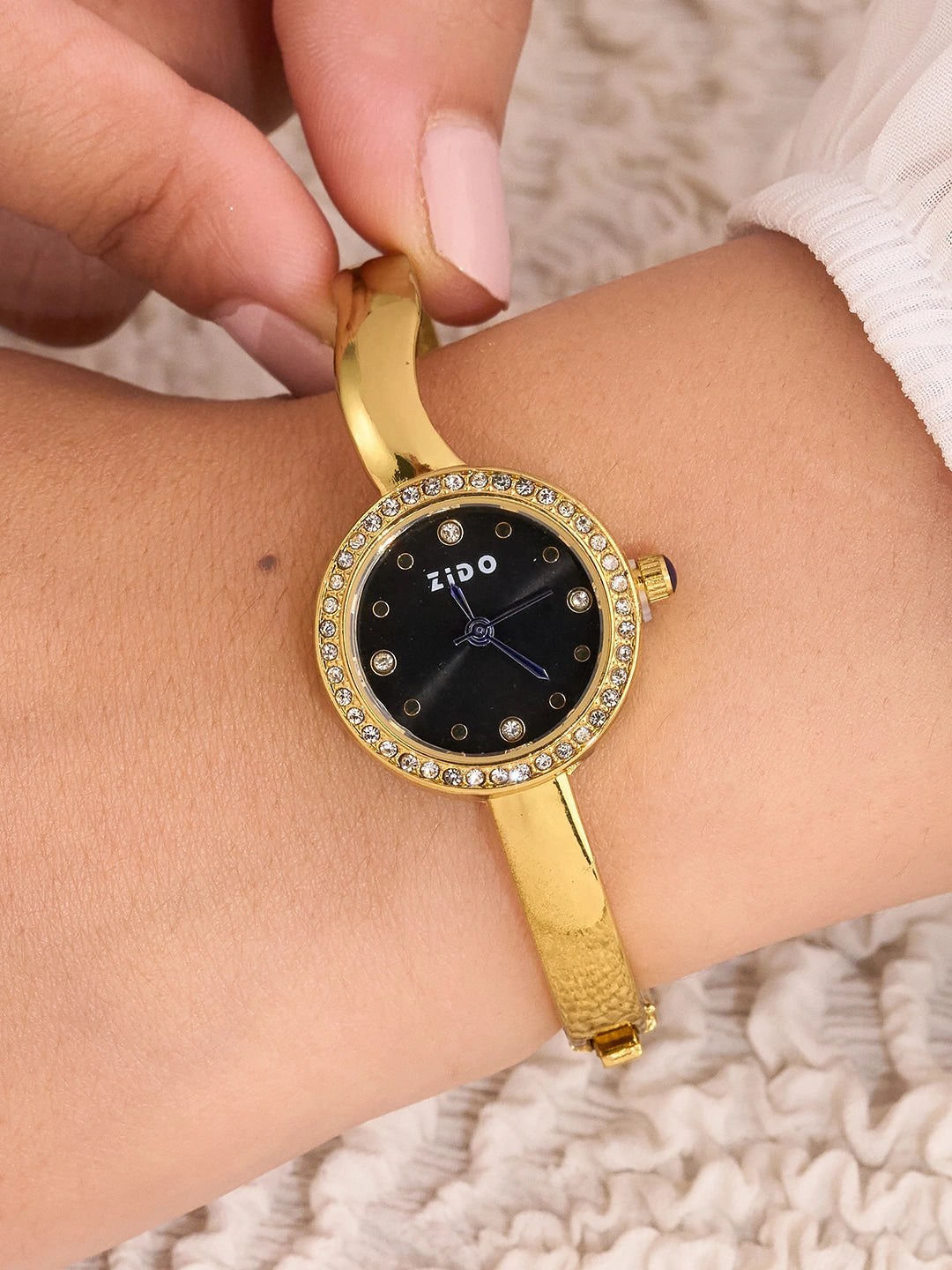 Celestia Noir Women’s Watch