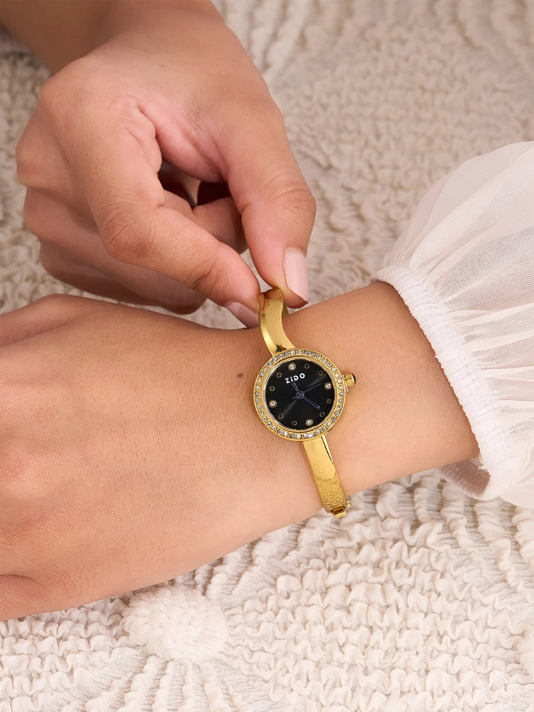 Celestia Noir Women’s Watch