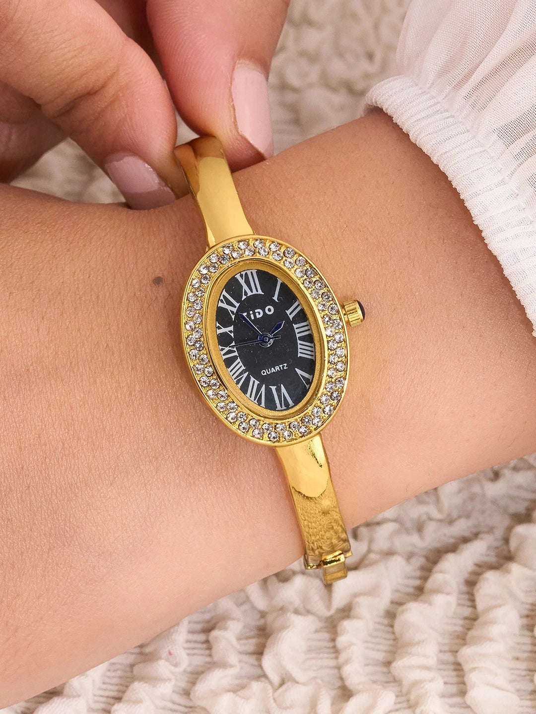 Valeria Noir Roman Women’s Watch
