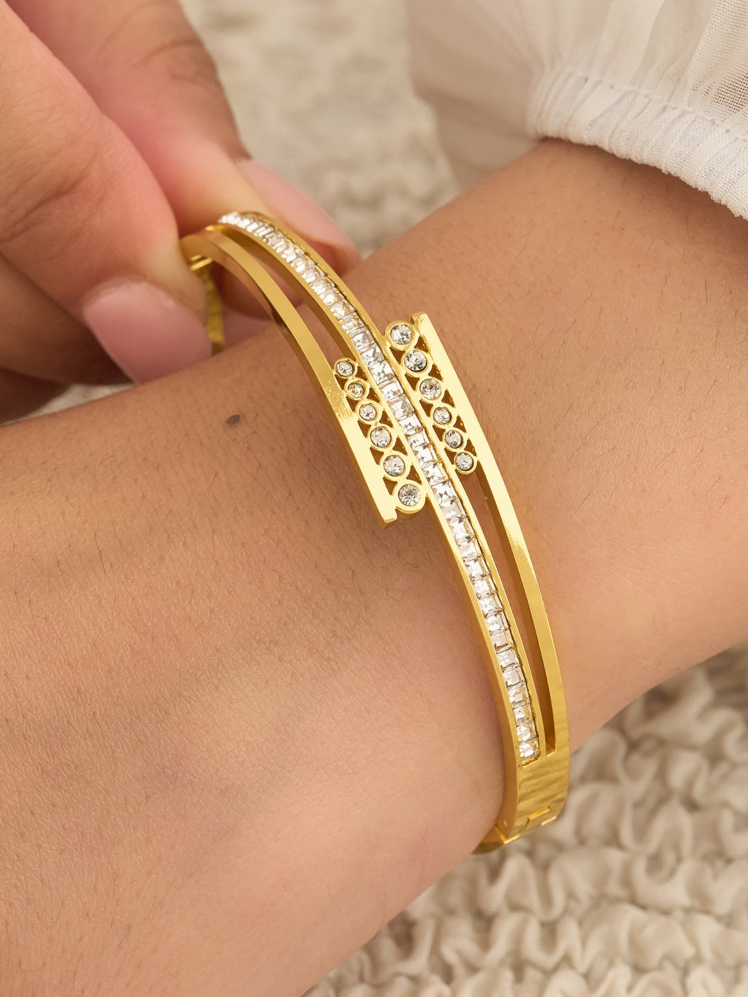 Aurevia Linea Women’s Bracelet