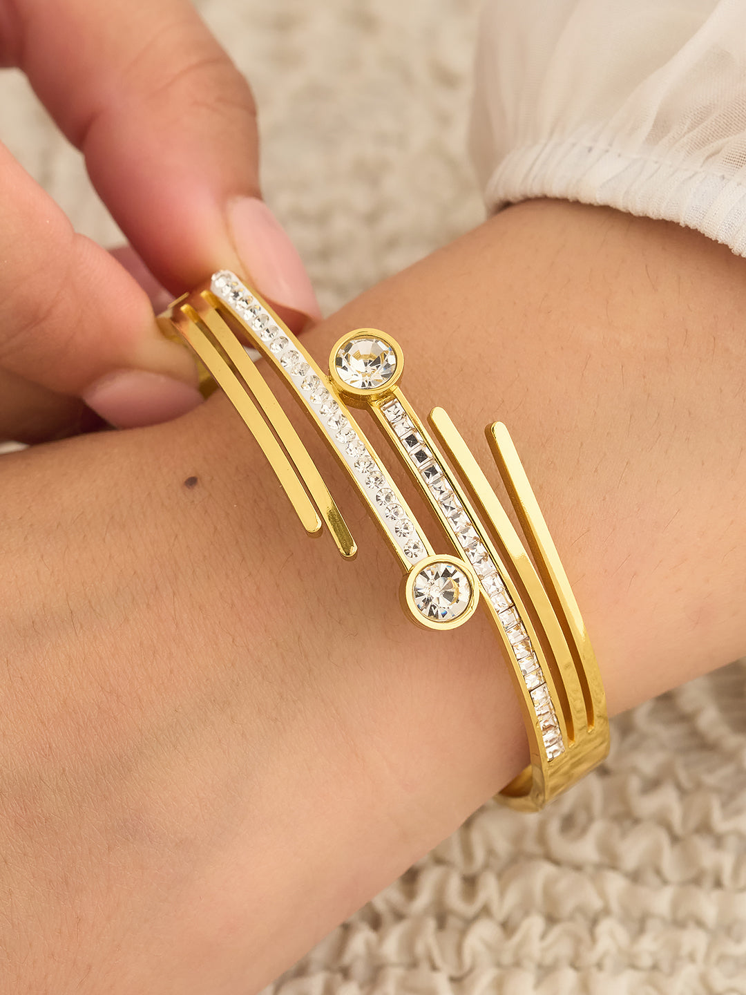 Aurelia Orbit Women’s Bracelet