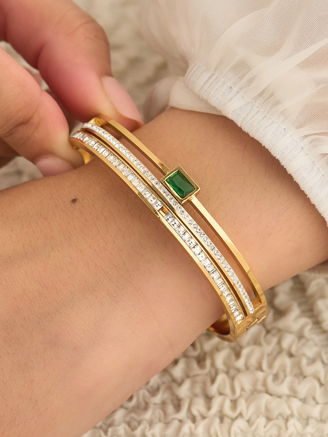 Emerelle Luxe Women’s Bracelet