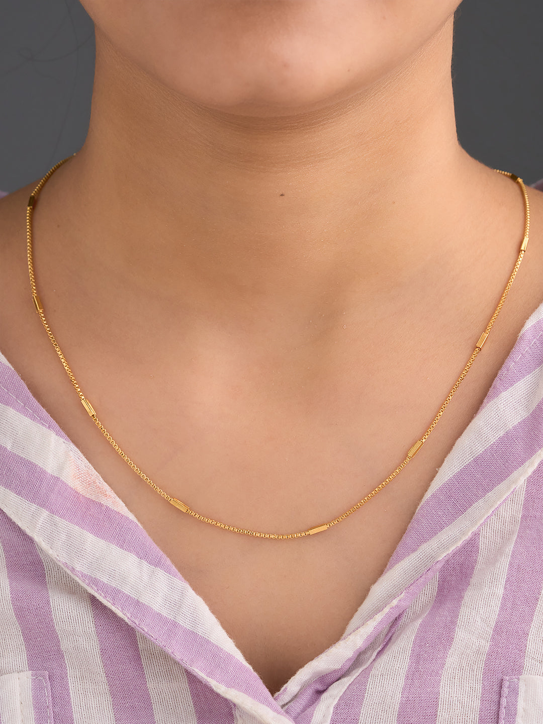 Elara Luxe Bar Chain