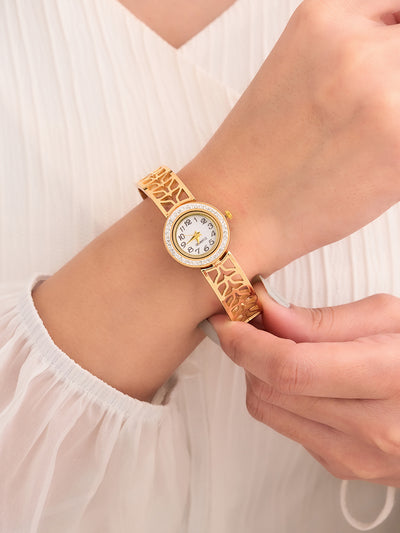 Elvaya Leaf Cutwork Bracelet Watch