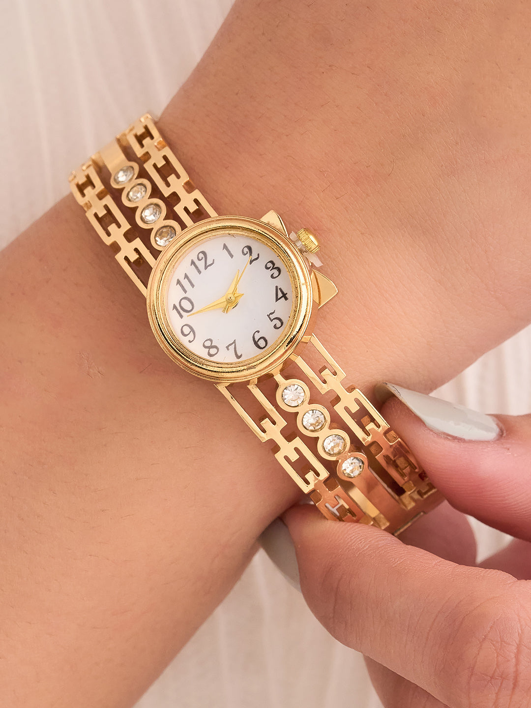 Elvaya Crystal Link Cuff Watch