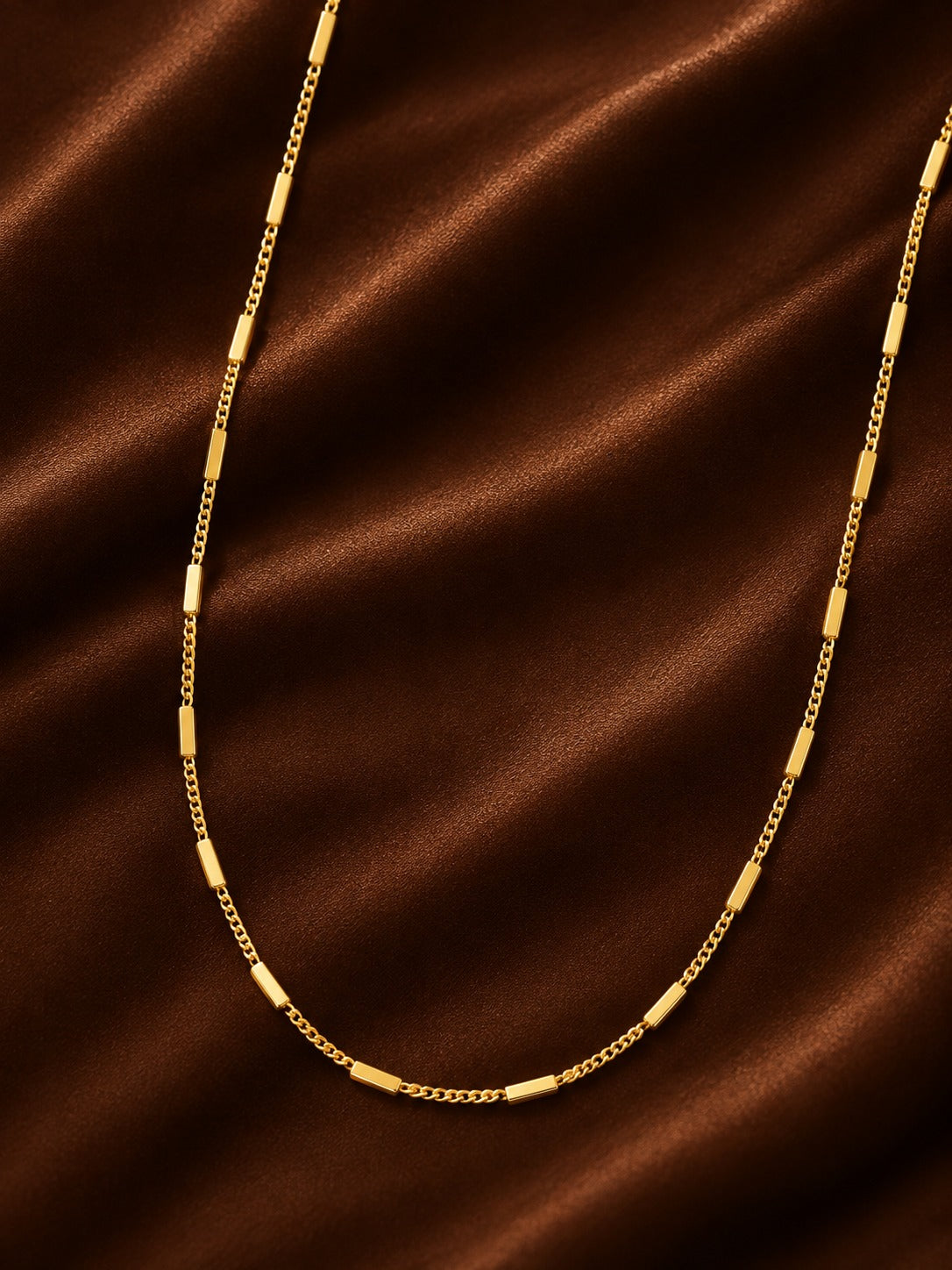 Elara Bar Gold Chain